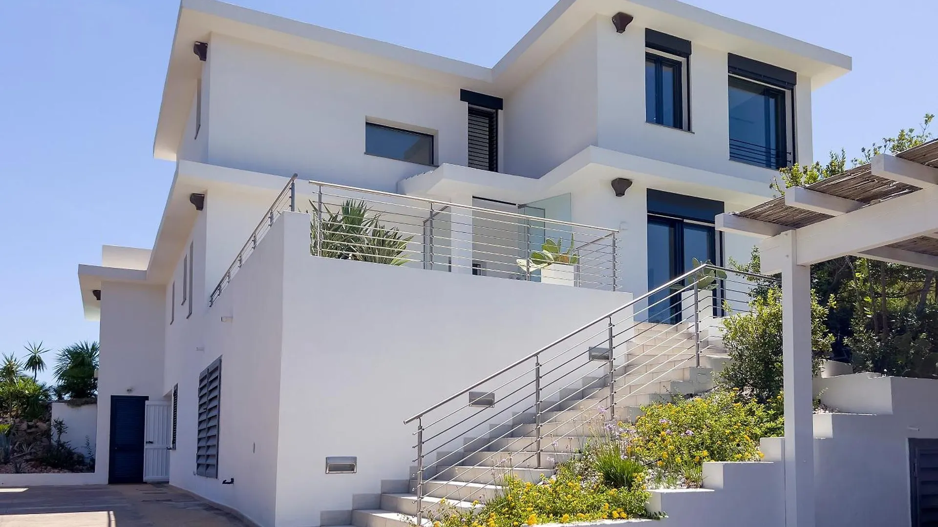 Villa Marita - Luxury Villa With Infinity Pool - Sud Sardegna Chia