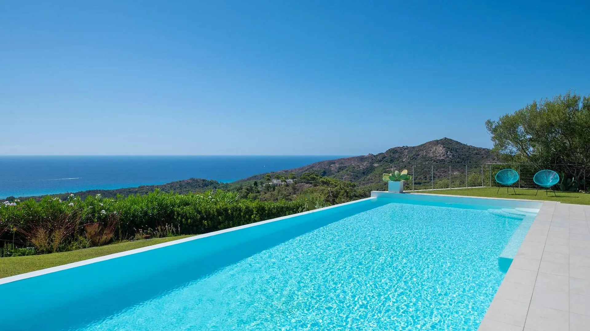 Villa Marita - Luxury Villa With Infinity Pool - Sud Sardegna Chia