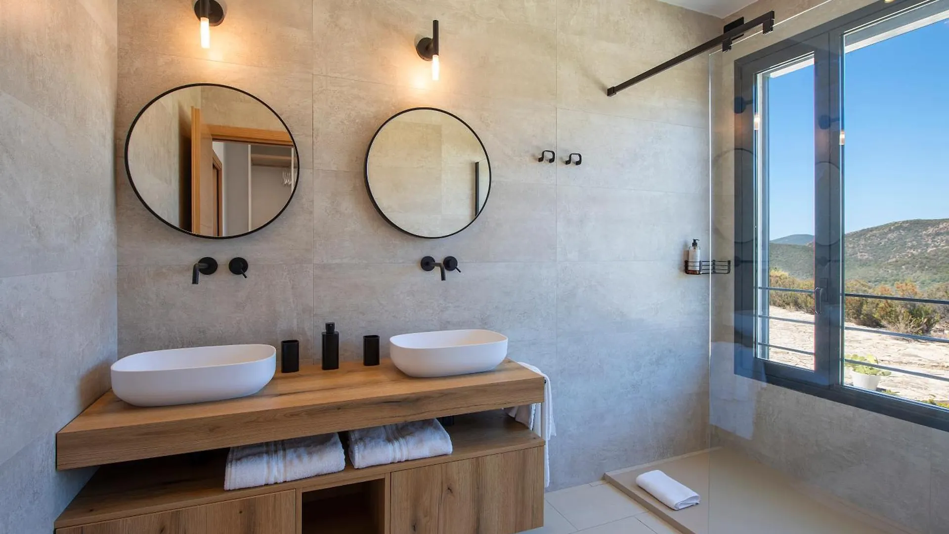 Villa Marita - Luxury Villa With Infinity Pool - Sud Sardegna Chia Italy