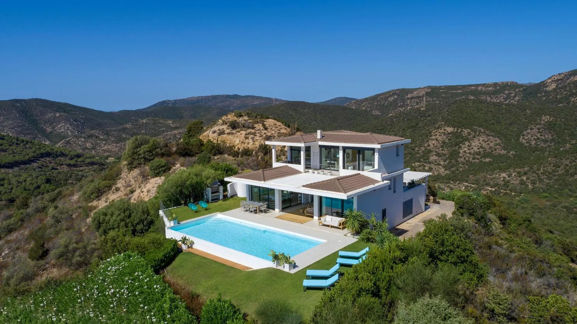 Villa Marita - Luxury Villa With Infinity Pool - Sud Sardegna Chia